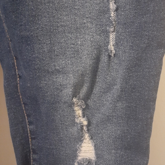 Women's My Style Ripped Jeans. - Picture 6 of 9